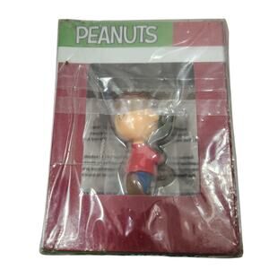 2019 HALLMARK PEANUTS CHARLIE BROWN CHRISTMAS TREE ORNAMENT NEW IN BOX SPOOPY